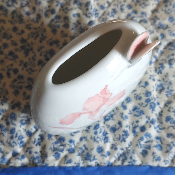 Vase Vintage 80's Japanese (Abbott)white white, Pink+grey Iris and 3D butterfly - Picture 3 of 4